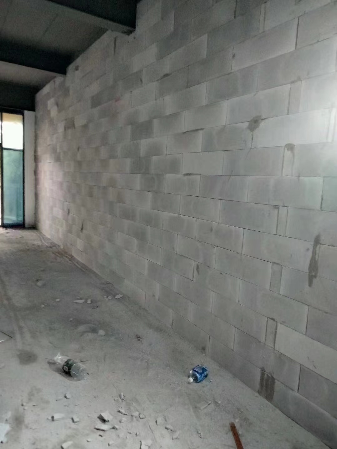 宾馆隔墙施工场景
